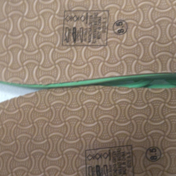 New neon green gladiator strappy platform sandals - Picture 3 of 5